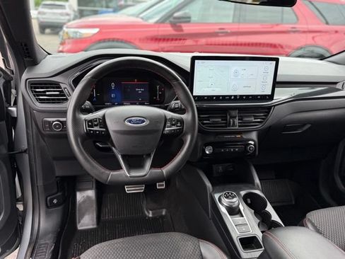 Certified 2023 Ford Escape ST-Line Select w/ Tech Pack #1 AWD/4WD image 6