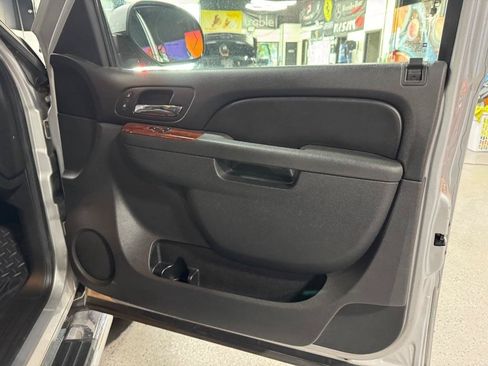 Used 2013 GMC Sierra 1500 SLT w/ SLT Convenience Package AWD/4WD image 15