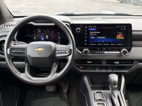 Used 2023 Chevrolet Colorado W/T RWD image 11