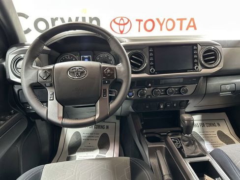 Used 2023 Toyota Tacoma TRD Sport image 21