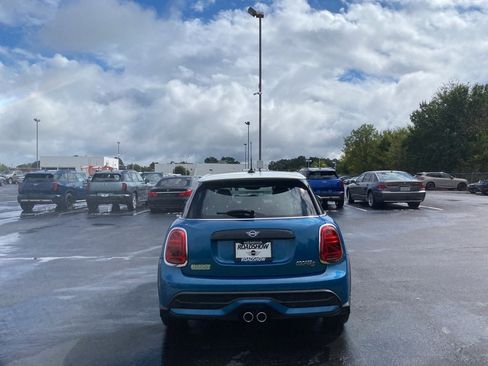 Certified 2023 MINI Cooper S image 4