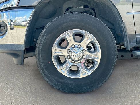 Used 2024 RAM 2500 Big Horn image 27