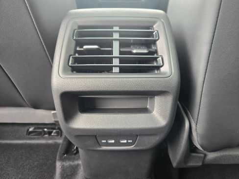 New 2026 Volkswagen Tiguan SE AWD/4WD image 13
