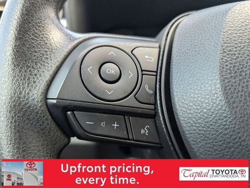 Used 2025 Toyota RAV4 XLE image 16