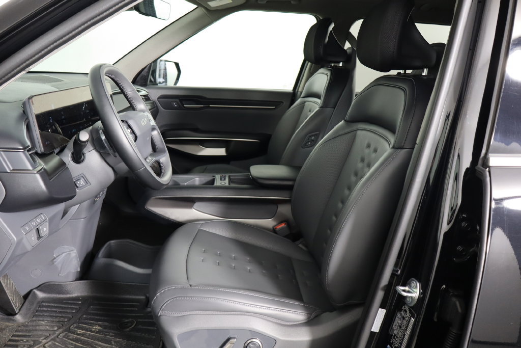 Used 2026 Kia EV9 Wind AWD/4WD image 11