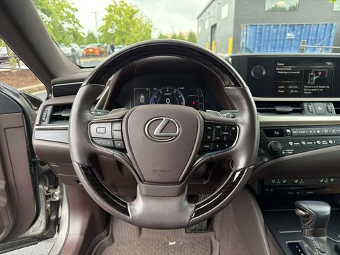 Used 2020 Lexus ES 350 w/ Premium Package FWD image 19