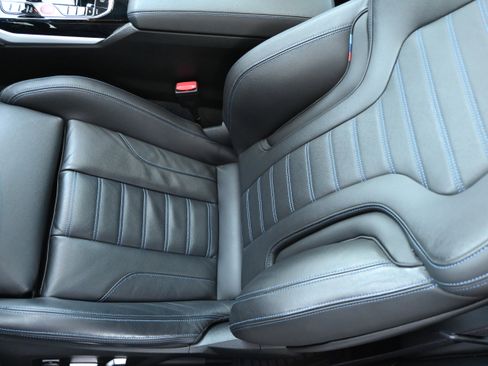 Used 2023 BMW M2 w/ Lighting Package RWD image 51
