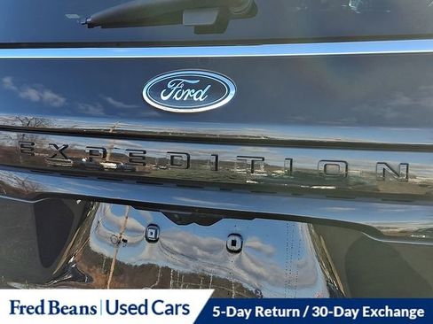 Certified 2022 Ford Expedition Limited image 32