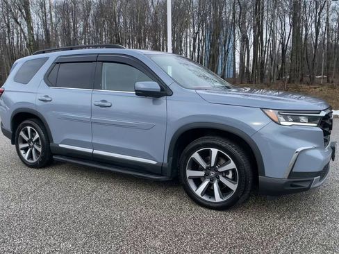 Used 2023 Honda Pilot Elite image 3
