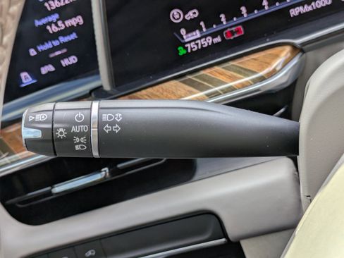 Used 2022 Cadillac Escalade Premium Luxury Platinum image 51