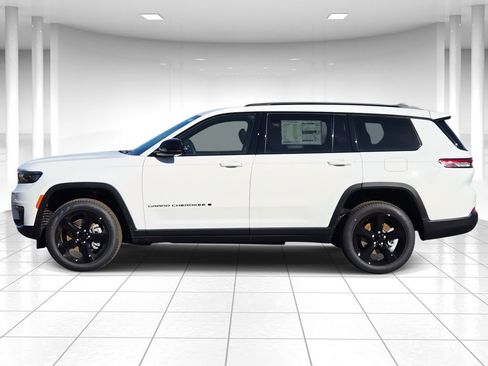 New 2025 Jeep Grand Cherokee L Limited w/ Luxury Tech Group II AWD/4WD image 6