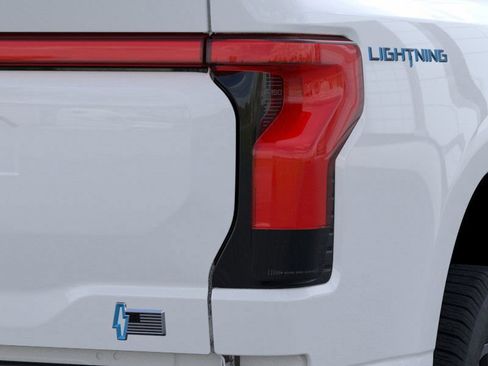 New 2025 Ford F150 Lightning Lariat image 21