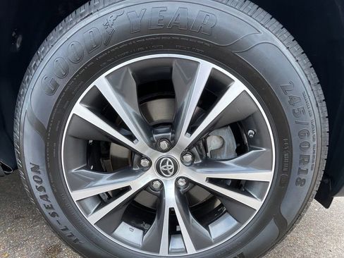 Used 2016 Toyota Highlander XLE FWD image 15