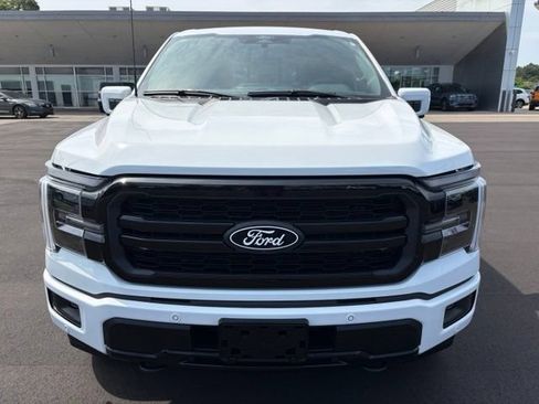 Used 2025 Ford F150 Lariat AWD/4WD image 11