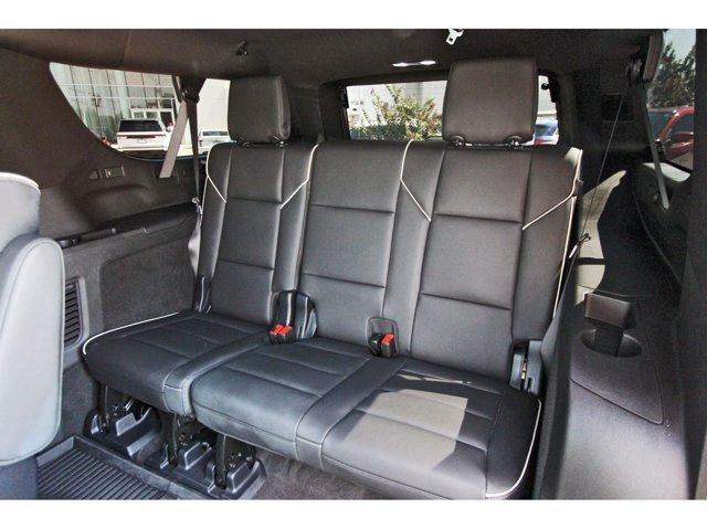 Used 2025 Cadillac Escalade ESV Sport AWD/4WD image 15