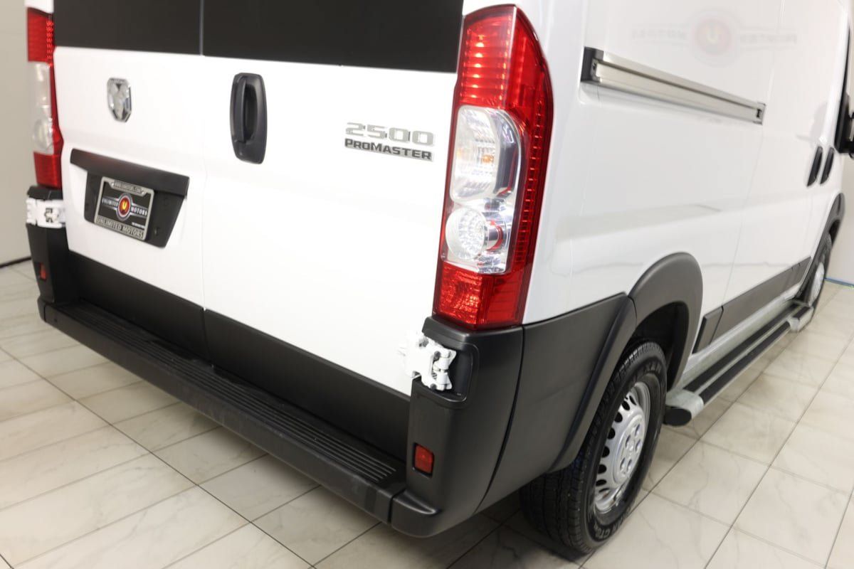 Used 2025 RAM ProMaster 2500 w/ U-Haul Equipment Group FWD image 30