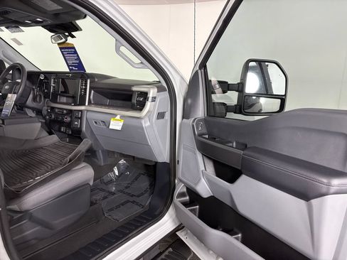 Certified 2025 Ford F350 XL w/ STX Appearance Package AWD/4WD image 25