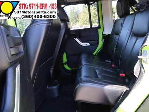 Used 2013 Jeep Wrangler Unlimited Rubicon w/ Connectivity Group AWD/4WD image 15