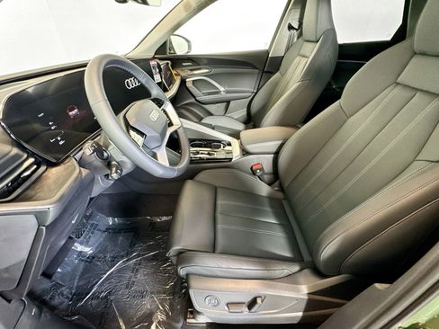 New 2025 Audi Q5 Prestige image 18