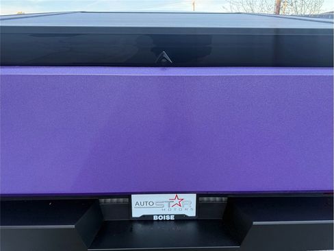 Used 2025 Tesla Cybertruck AWD Crew Cab image 45