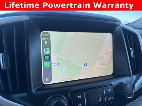 Used 2024 GMC Terrain SLT image 3