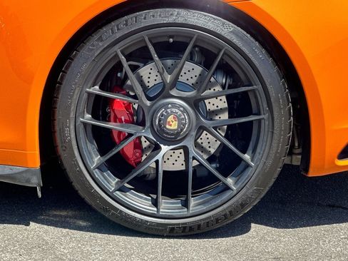 Used 2018 Porsche 911 Targa 4 GTS image 44