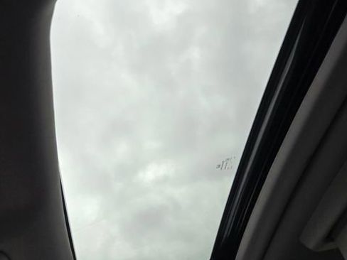 Certified 2022 Honda Odyssey Elite image 5