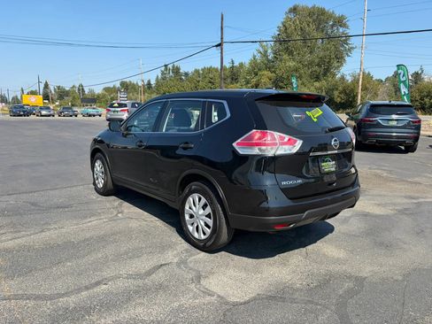 Used 2016 Nissan Rogue S FWD image 5