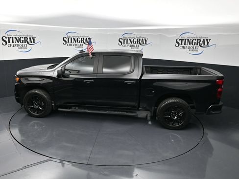 Certified 2025 Chevrolet Silverado 1500 Custom w/ LPO, Dark Essentials Package AWD/4WD image 24