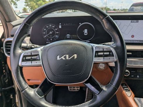 Certified 2024 Kia Telluride SX Prestige X-Line AWD/4WD image 32