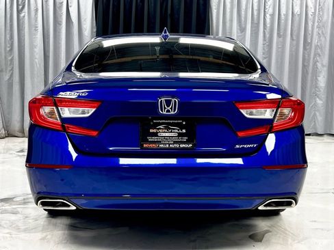 Used 2018 Honda Accord Sport image 7