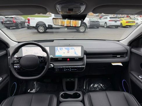 Used 2024 Hyundai Ioniq 5 Limited image 22