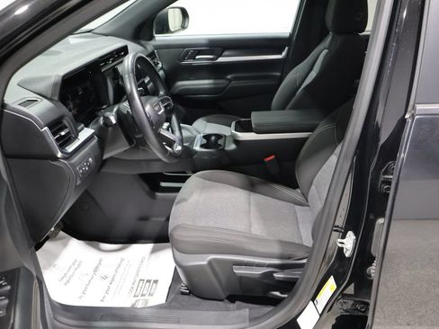 Used 2025 GMC Terrain Elevation AWD/4WD image 9