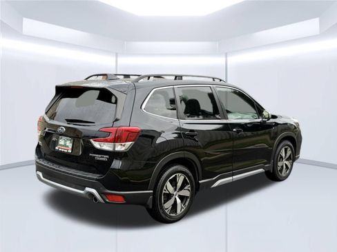 Used 2021 Subaru Forester Touring AWD/4WD image 5