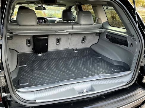 Used 2007 Jeep Grand Cherokee SRT8 w/ SRT Option Group I image 19