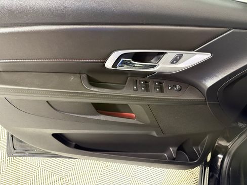 Used 2017 GMC Terrain SLE FWD image 10