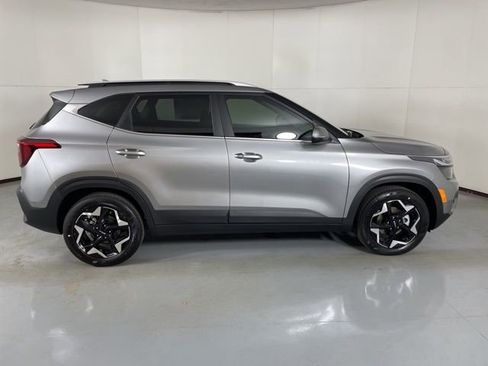 New 2026 Kia Seltos EX image 9