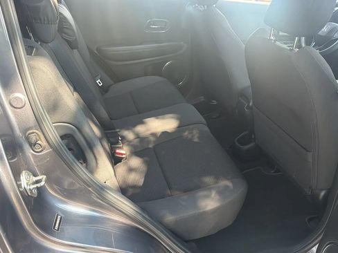 Used 2019 Honda HR-V EX image 27