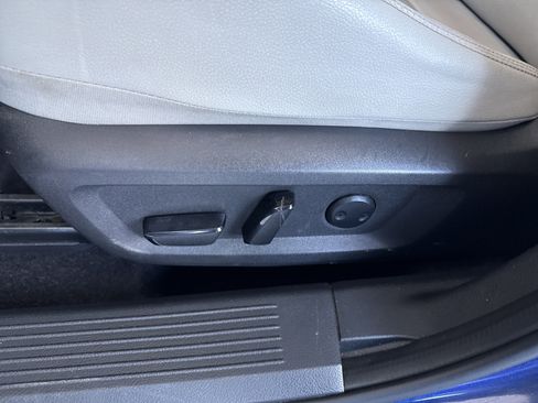 Used 2021 Nissan Rogue SL image 24