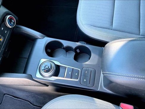 Used 2022 Ford Escape S AWD/4WD image 16