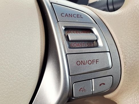 Used 2015 Nissan Altima 2.5 S w/ Power Driver Seat Package FWD image 18