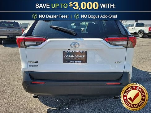 Used 2025 Toyota RAV4 XLE image 8