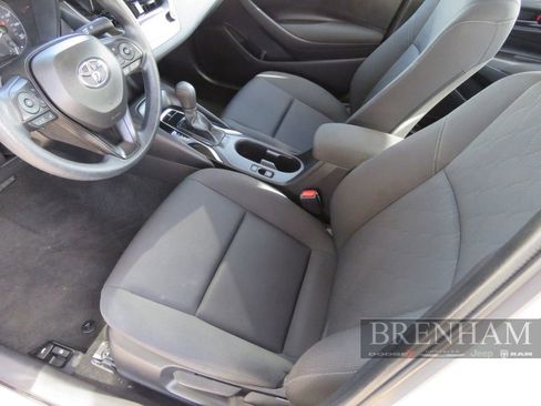 Used 2024 Toyota Corolla LE image 14