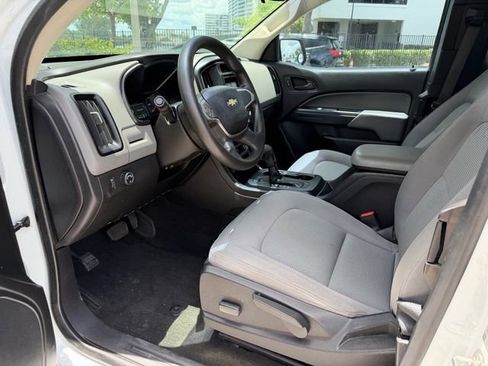 Used 2016 Chevrolet Colorado W/T w/ WT Convenience Package RWD image 11
