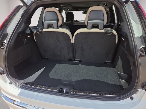 New 2026 Volvo XC90 B5 Core AWD/4WD image 17