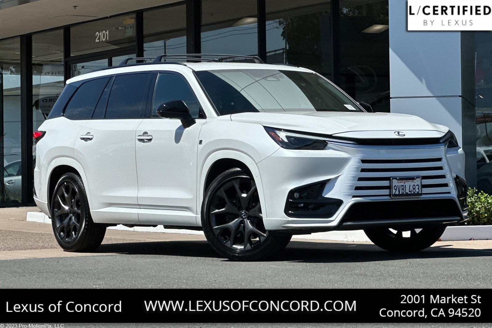 Certified 2025 Lexus TX 500h AWD image 1