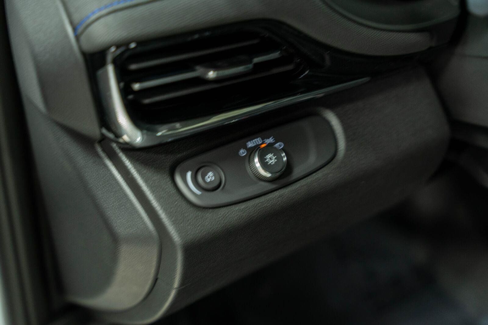 New 2026 Buick Envista Sport Touring w/ Convenience I Package FWD image 38
