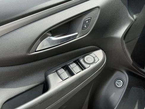 New 2026 Buick Envista Avenir FWD image 16