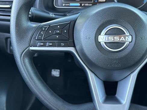 Certified 2025 Nissan Leaf S image 13