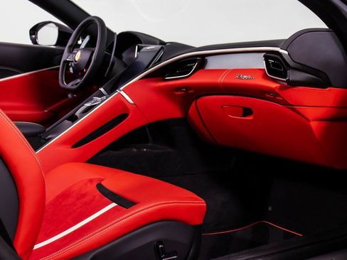 Certified 2024 Ferrari Roma Spider RWD image 53